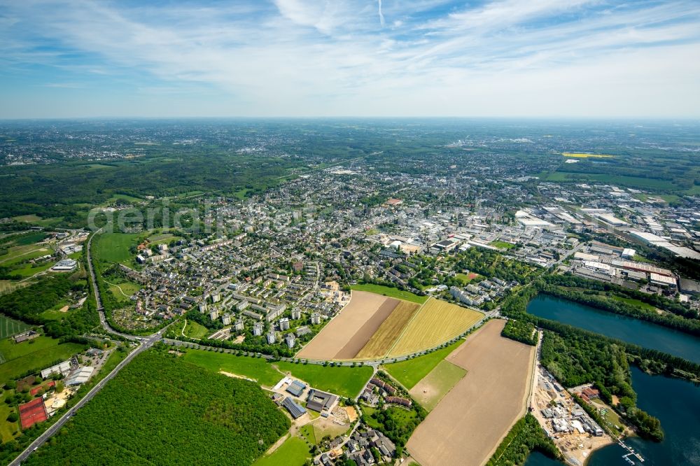 Aerial photograph Hilden - View of the North of Hilden in the state of North Rhine-Westphalia