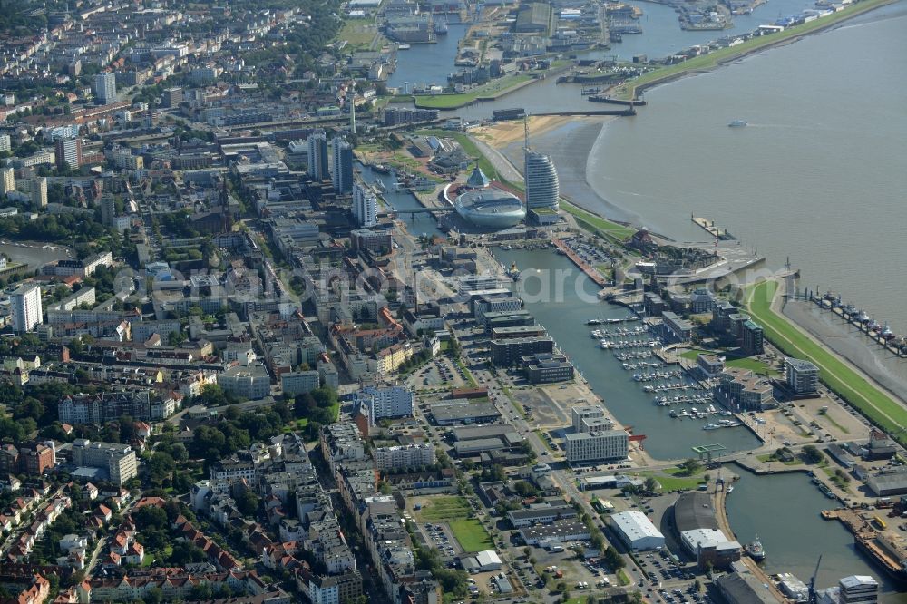 Bremerhaven from the bird's eye view: View of the Mitte part of Bremerhaven in the state of Bremen. Bremerhaven is located on the riverbank of the river Weser