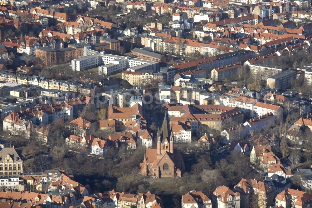 Halle Saale from above - Stadtteilansicht vom Paulusviertel in Halle, Sachsen-Anhalt. Es ist geprägt durch Mehrfamilienhäuser und die evangelische Pauluskirche, von der der Stadtteil auch seinen Namen hat. Cityscape of the district Paulusviertel in Halle, Saxony-Anhalt. It is characterized by blocks of flats and the evangelical church Pauluskirche, where the name of the borough comes from.