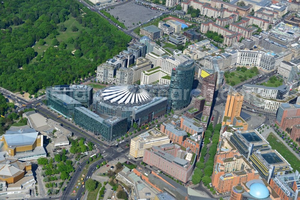 Aerial photograph Berlin - Town partial view Potsdamer Platz in the district of Tiergarten in Berlin