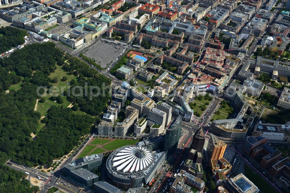 Aerial image Berlin - City partial view the Potsdamer Platz in Berlin's Tiergarten district. With the building in the picture of the Sony Center, the Bahn Tower and the residential and commercial buildings on Potsdamer Platz