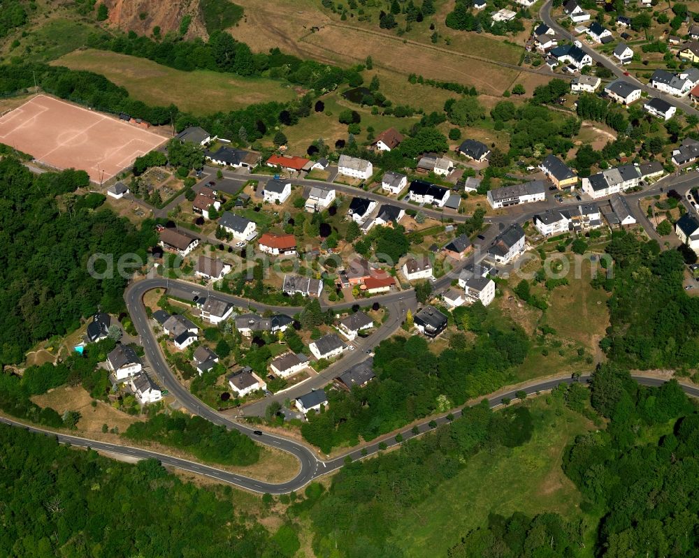 Aerial photograph Idar-Oberstein - View of the Regulshausen part of the town of Idar-Oberstein in the state of Rhineland-Palatinate. The town is located in the county district of Birkenfeld, on the southern edge of the Hunsrueck region on both sides of the river Nahe. It is surrounded by agricultural land, meadows and forest and consists of three parts of the historic town and several villages which were incorporated - such as Regulshausen in the North of the town