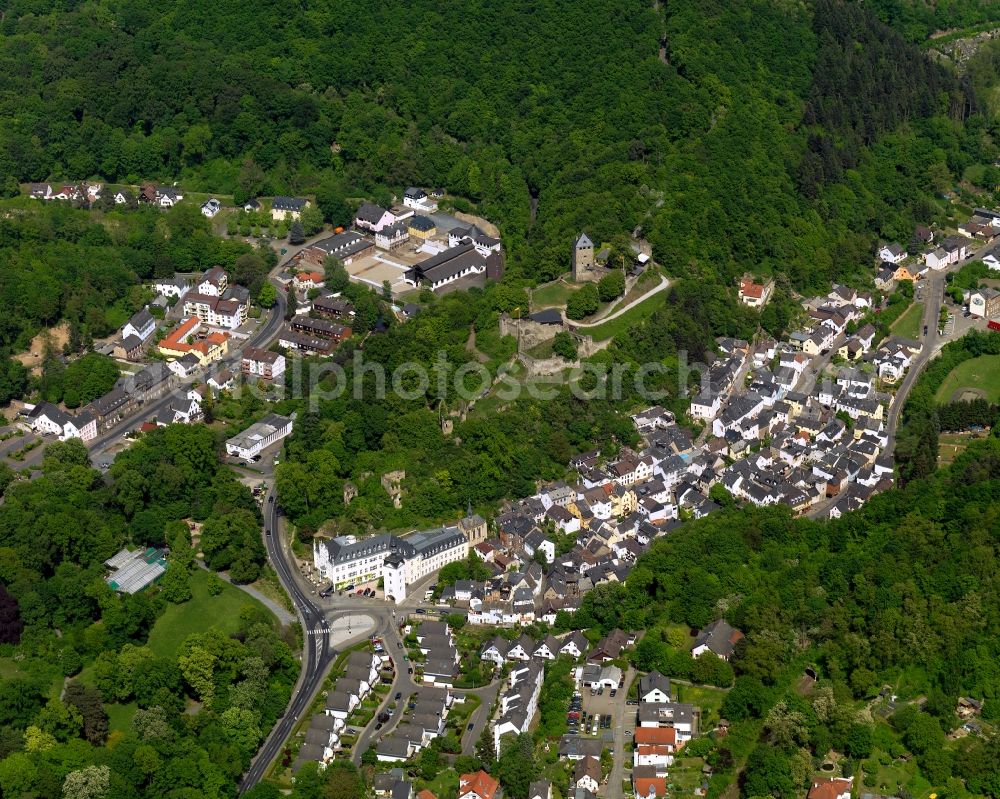 Bendorf from the bird's eye view: View of the Sayn part of the town of Bendorf in the state of Rhineland-Palatinate. The town is located in the county district of Mayen-Koblenz on the right riverbank of the river Rhine. The town is an official tourist resort and is located on the German Limes Road. It consists of the four parts Bendorf, Sayn, Muelhofen and Stromberg. Sayn is located in the North of Bendorf