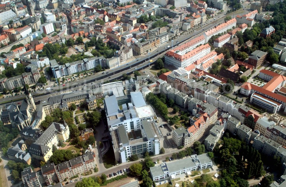 Aerial image Halle ( Saale ) - Partial view of the city expressway Waisenhausmauer in Halle (Saale) in Saxony-Anhalt