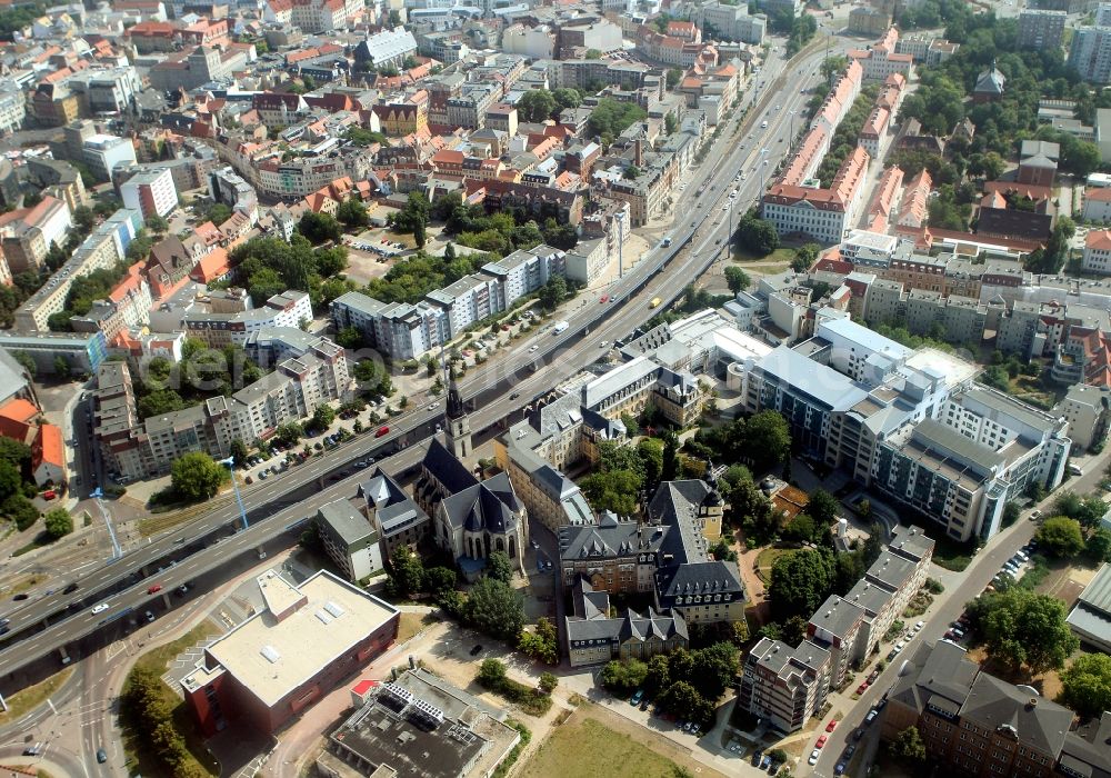 Halle ( Saale ) from above - Partial view of the city expressway Waisenhausmauer in Halle (Saale) in Saxony-Anhalt