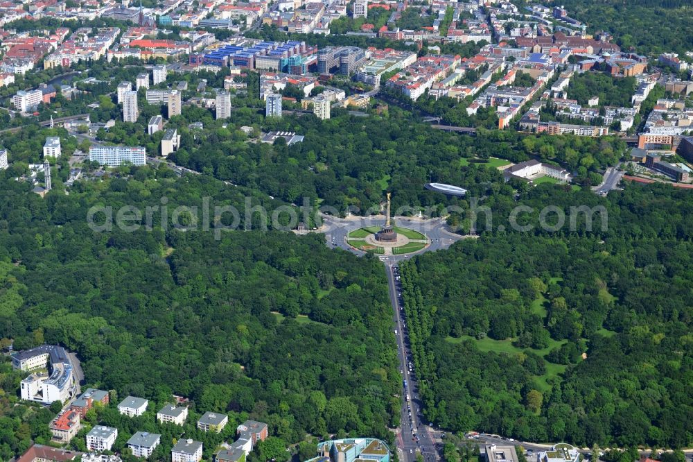 Aerial image Berlin - City view with part of the Victory Column and the roundabout at the Straße des 17 in the city's Tiergarten park in Berlin