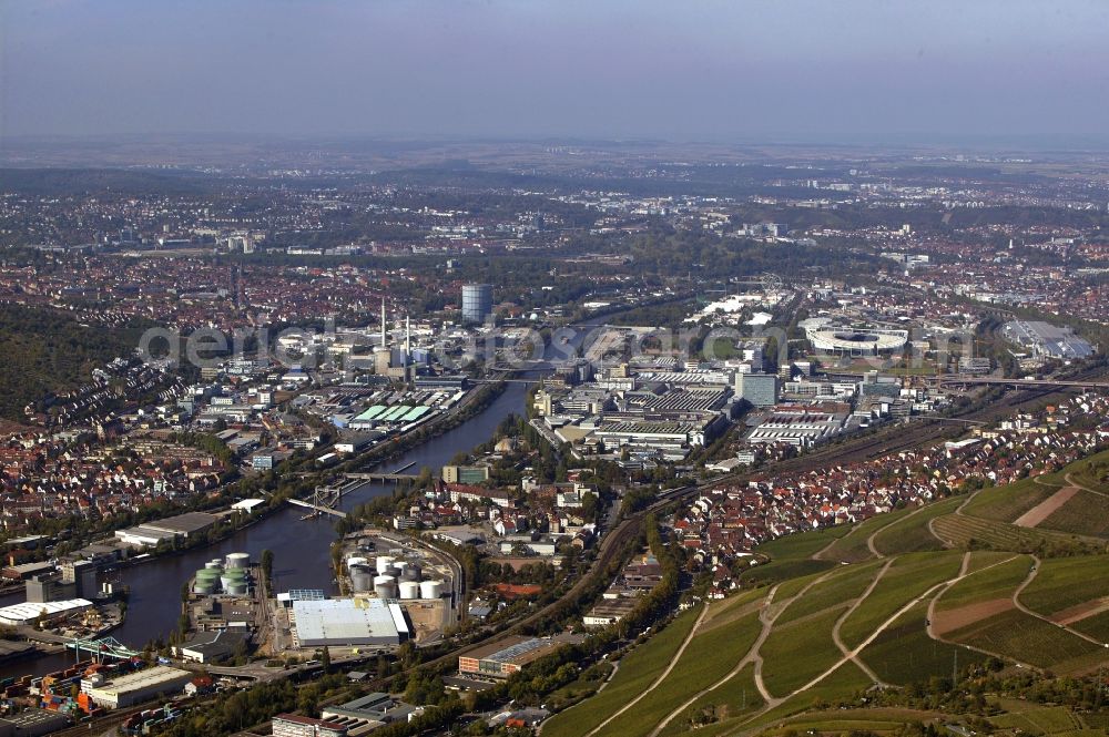 Stuttgart from the bird's eye view: View over the Benz district with the stadium Mercedes-Benz Arena in Stuttgart on the Neckar in Baden-Wuerttemberg