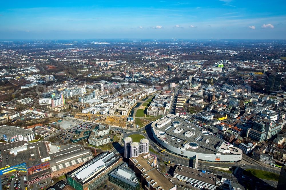 Aerial photograph Essen - View of the University Quarter and the construction site for the office building of Funke Media Group on Berliner Platz in Essen in the state of North Rhine-Westphalia. The shopping mall Limbecker Platz is located in the foreground