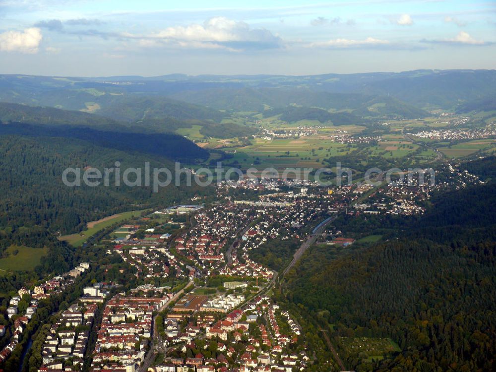 Aerial image Freiburg im Breisgau - Stadtteilansicht von Waldsee, geprägt durch Mehrfamilienhäuser und Sportanlagen, in Freiburg, Baden-Württemberg. Cityscape of the district Waldsee, characterized by blocks of flats and sports grounds, in Freiburg, Baden-Wuerttemberg.