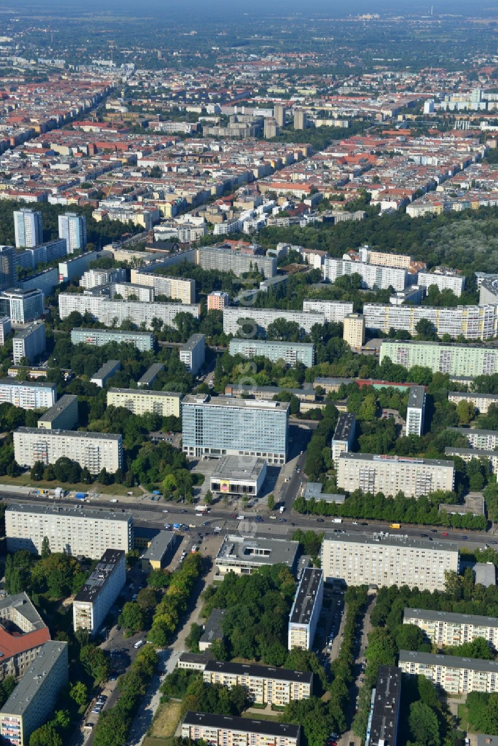 Aerial image Berlin Mitte - Partial view of the city residential areas at Kino International on Karl-Marx-Allee in Berlin - Mitte