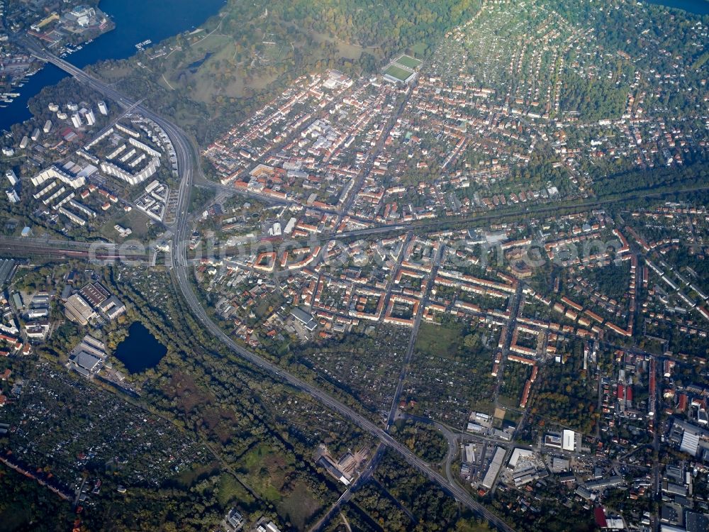 Potsdam from above - Districts Babelsberg and Innenstadt ( inner-city ) and the park Babelsberg aswell as parts of the river Havel and the lake Heiliger See besides the road Nuthestrasse in the city in Potsdam in the state Brandenburg