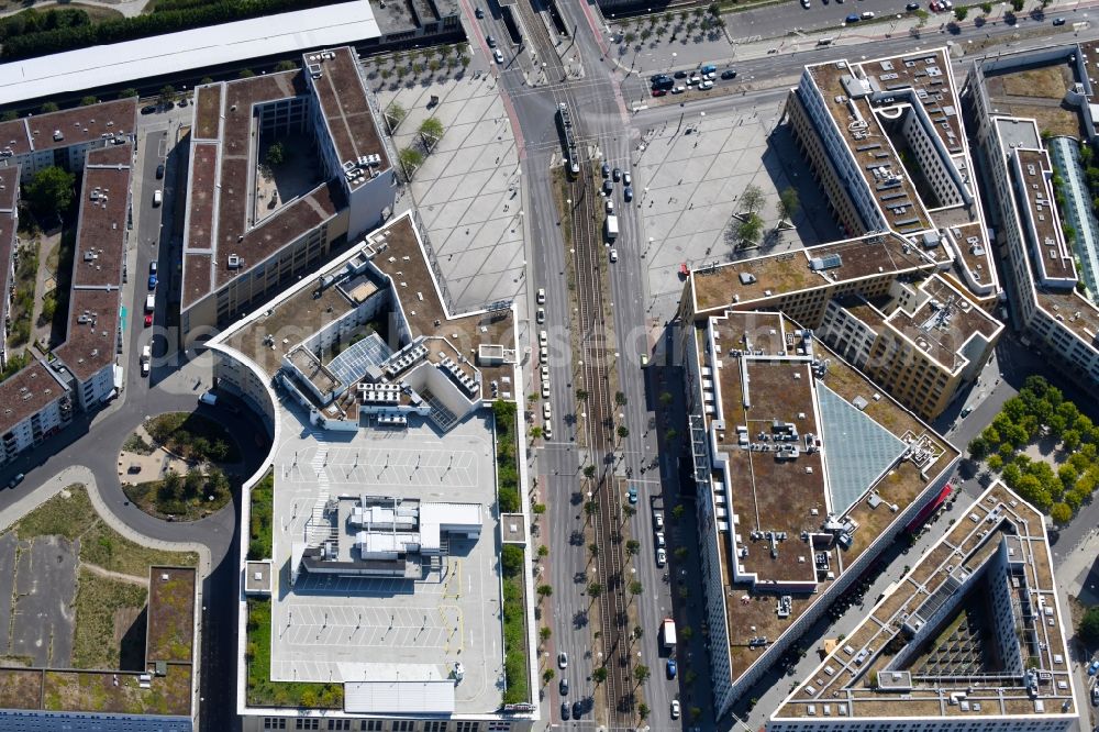 Aerial photograph Berlin - Ensemble space on center Helle Mitte on Alice-Salomon-Platz in the inner city center in the district Hellersdorf in Berlin, Germany