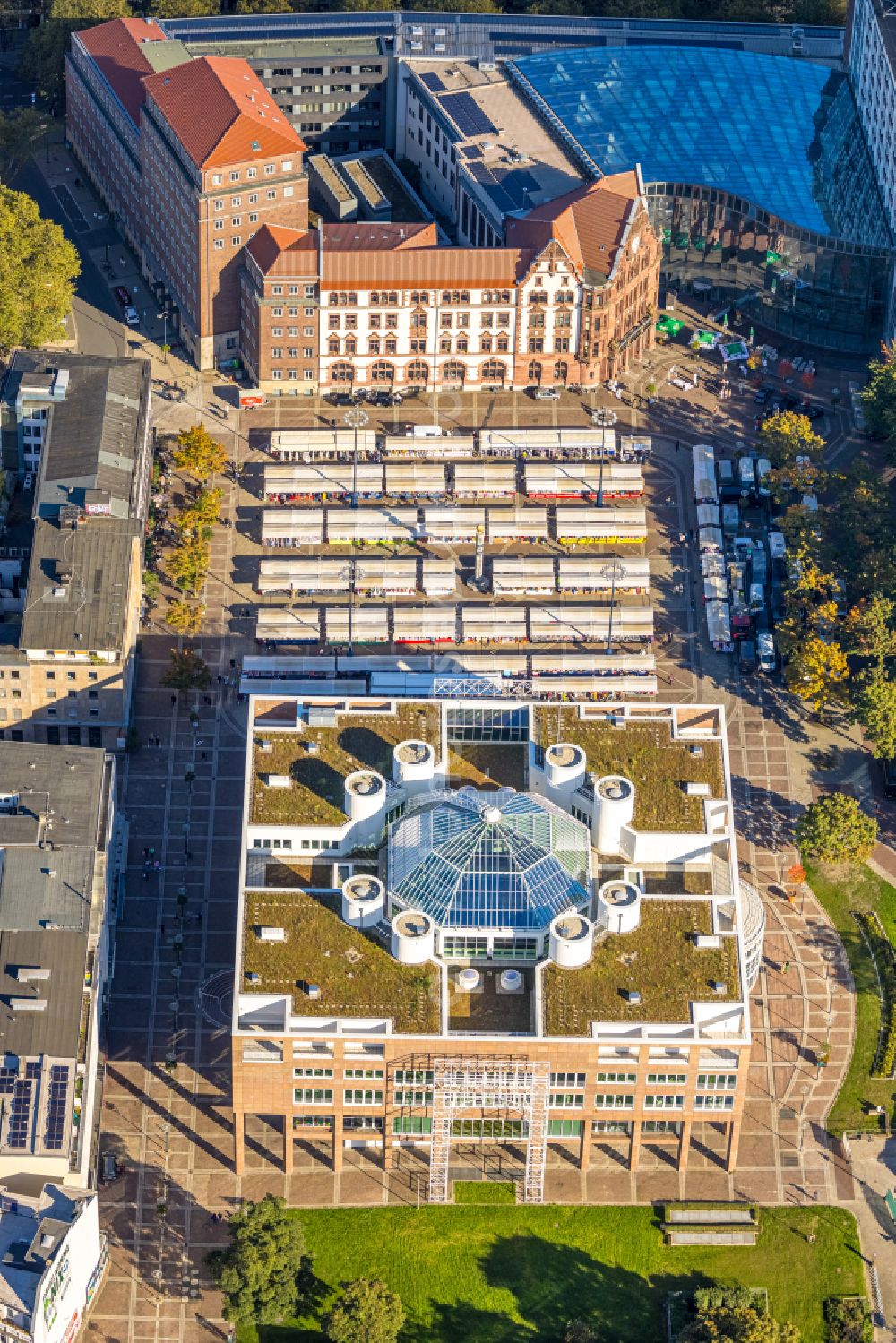 Dortmund from above - city Council at the market downtown on place Friedensplatz in Dortmund at Ruhrgebiet in the state North Rhine-Westphalia, Germany