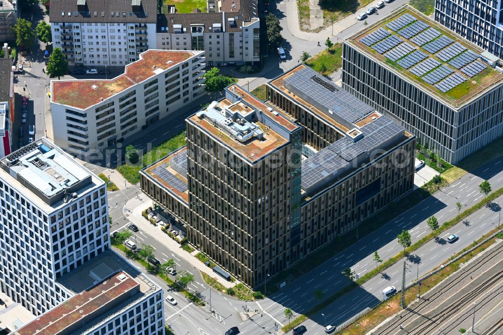 Aerial image Mannheim - Town Hall building of the city administration Neues Technisches Rathaus along the Gluecksteinallee in the district Lindenhof in Mannheim in the state Baden-Wuerttemberg, Germany