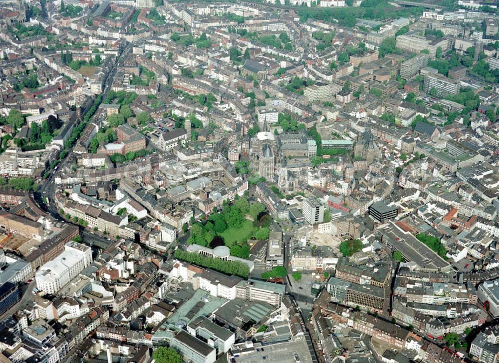 Aachen from above - Stadtzentrum Aachen mit dem Aachener Dom.