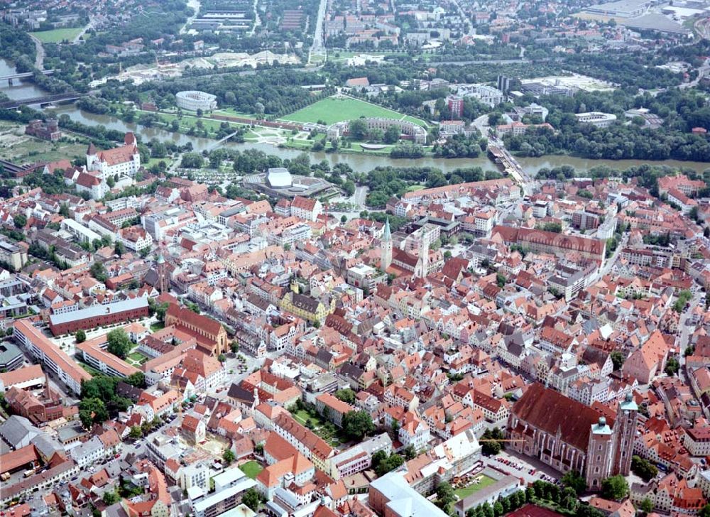 Ingolstadt from the bird's eye view: Stadtzentrum (Altstadt) in Ingolstadt.