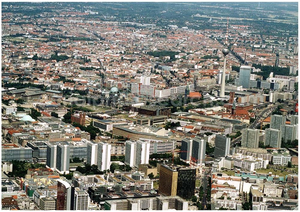 Berlin from the bird's eye view: Stadtzentrum von Berlin - Mitte mit dem Berliner Fernsehturm