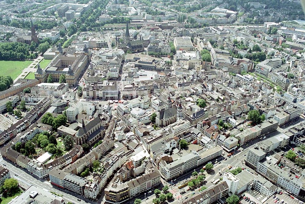 Bonn from the bird's eye view: Stadtzentrum von Bonn. Datum: 26.05.03