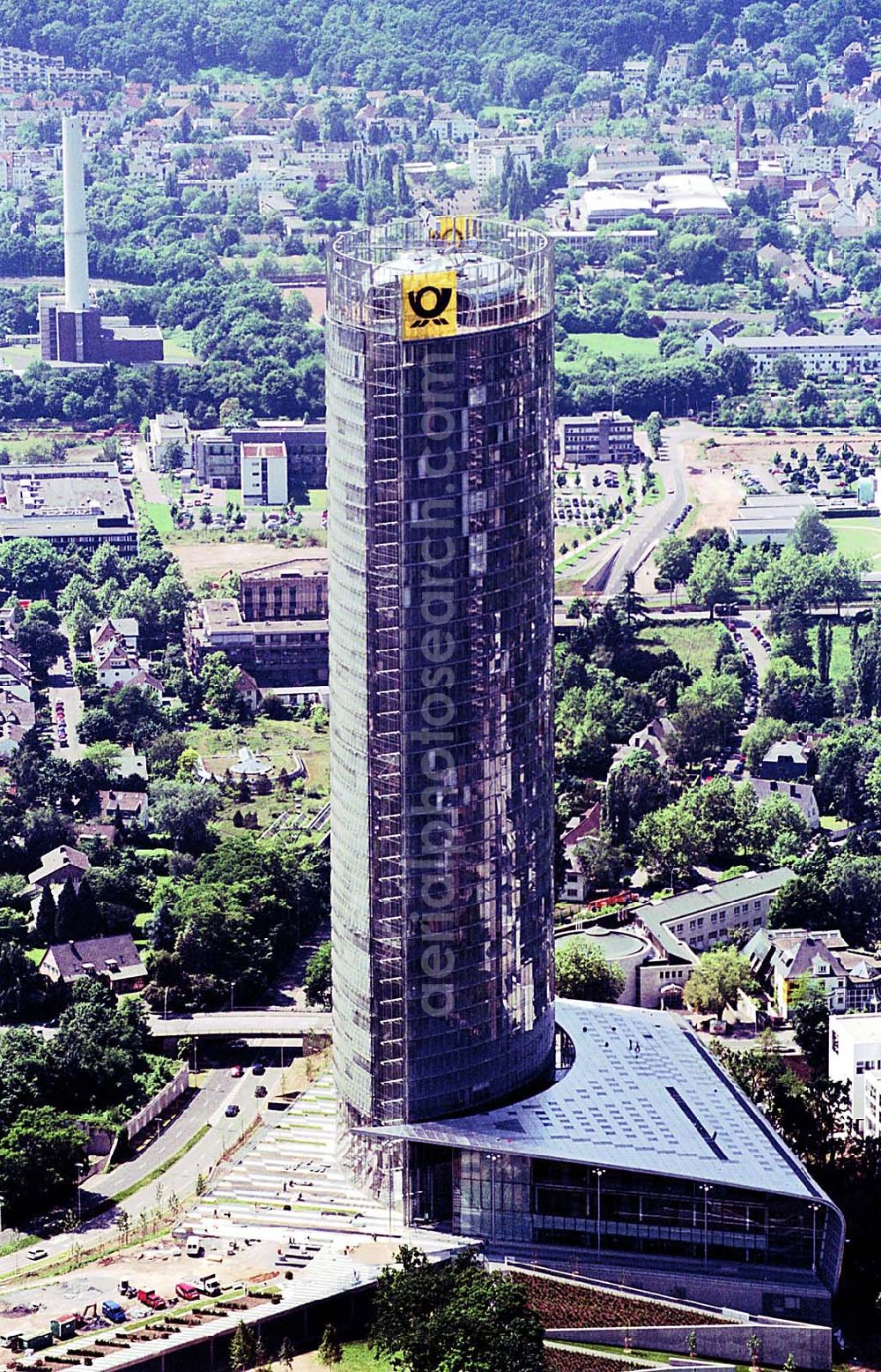 Aerial photograph Bonn - Stadtzentrum von Bonn mit dem neuerbauten Post-Tower, dem Sitz der Deutschen Post AG. Datum: 26.05.03