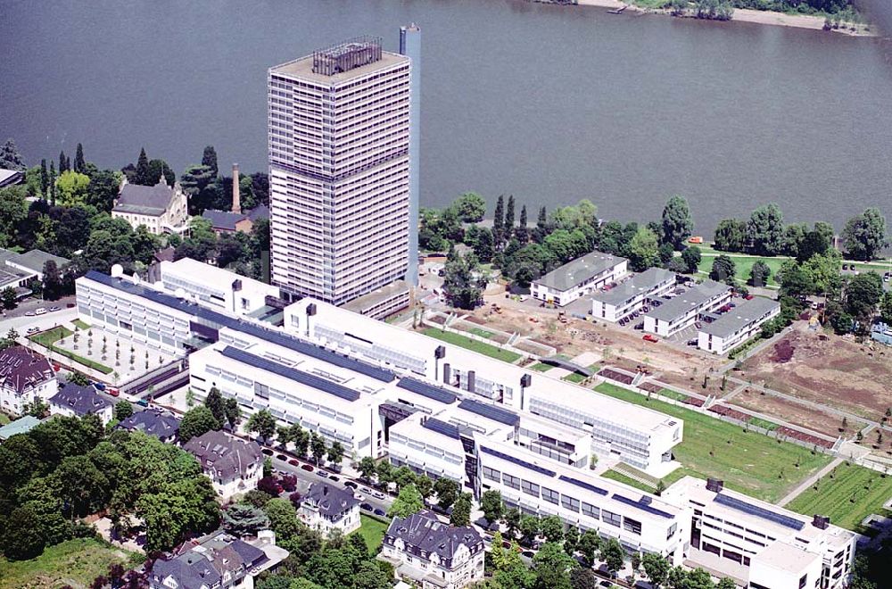 Aerial photograph Bonn - Stadtzentrum von Bonn mit dem neuerbauten Post-Tower, dem Sitz der Deutschen Post AG. Datum: 26.05.03