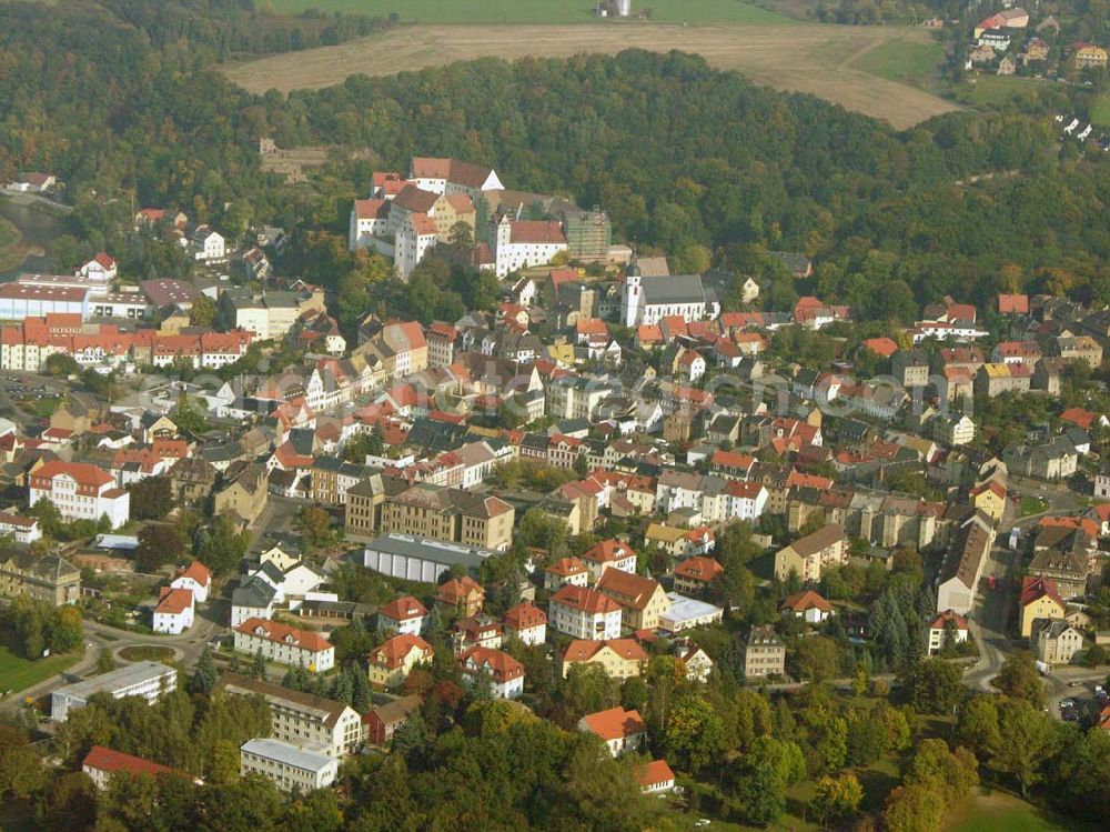 Aerial photograph Colditz - Stadtzentrum von Colditz mit Sicht auf das Colditzer Schloß.