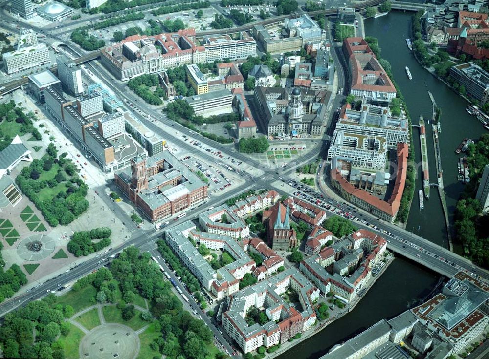 Berlin from above - Blick auf das Wohngebiet am Nikolaiviertel der WBM unmittelbar Fernsehturm in Berlin - Mitte.