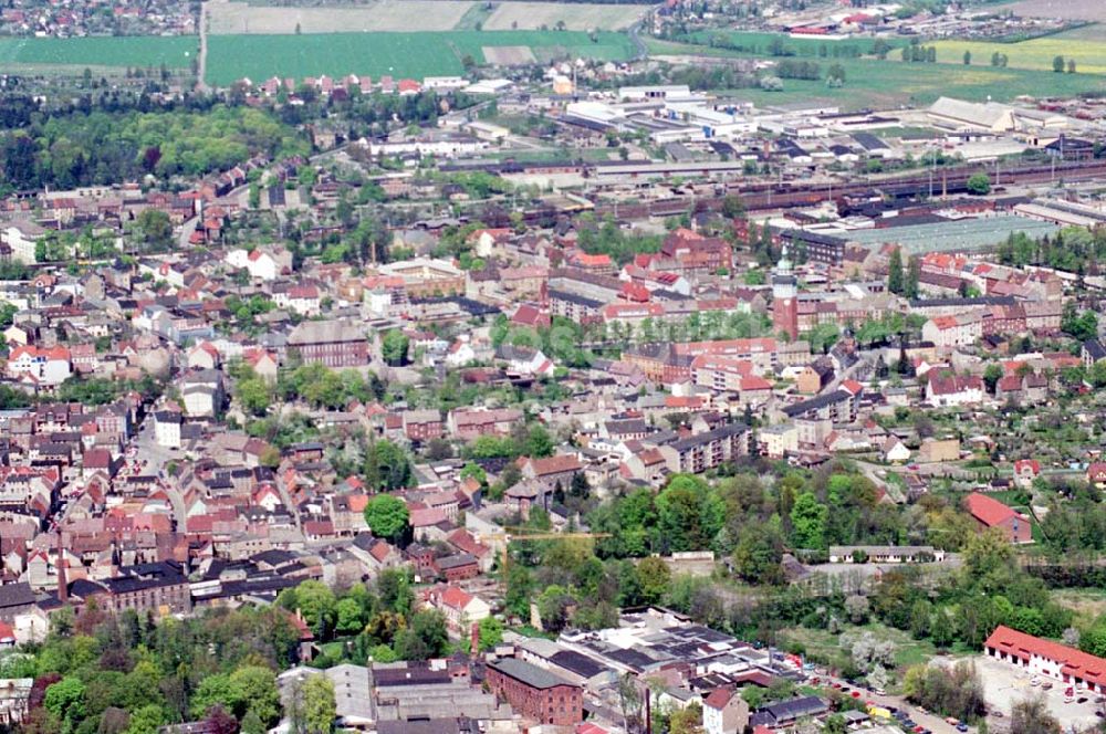 Finsterwalde from the bird's eye view: 04.05.1995 Stadtzentrum Finsterwalde Brandenburg