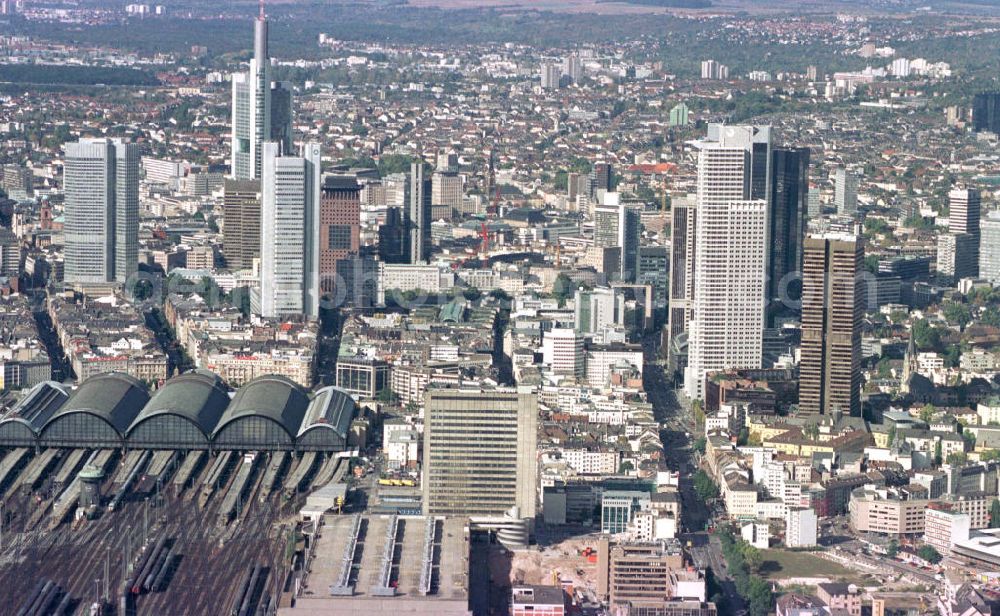 Frankfurt am Main from the bird's eye view: Stadtzentrum Frankfurt / Main