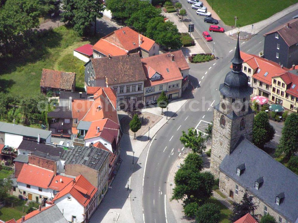 Aerial image Friedrichroda / Thüringen - Blick auf das Stadtzentrum von Friedrichroda mit der Hauptstraße und der evangelischen Kirche.