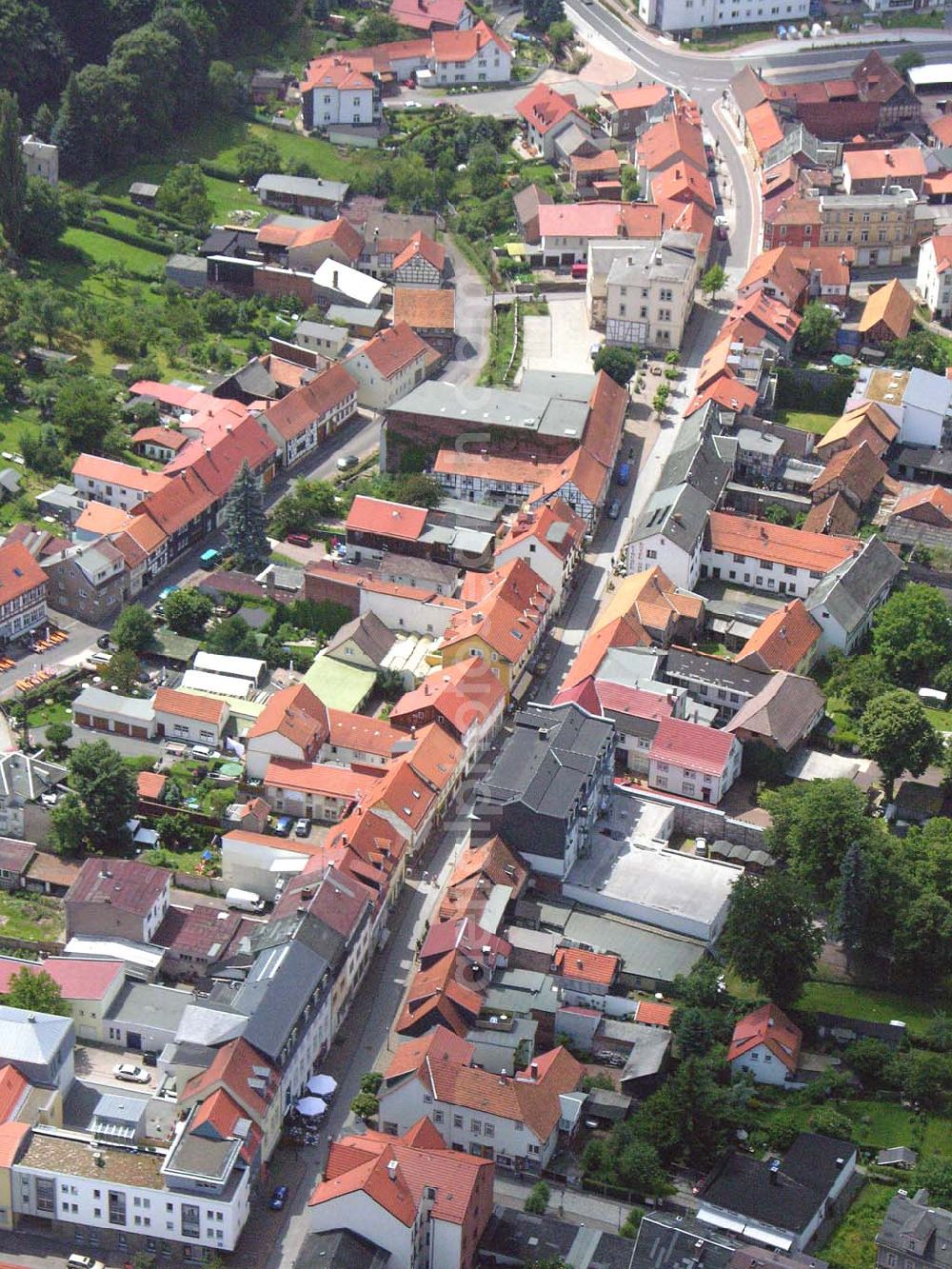 Aerial photograph Friedrichroda / Thüringen - Blick auf das Stadtzentrum von Friedrichroda mit der Hauptstraße.