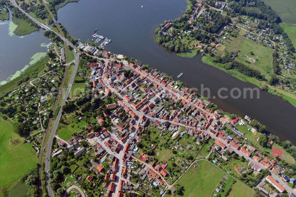 Havelsee from the bird's eye view: Center of Havelsee on the banks of the Havel and the Pritzerber lake in Brandenburg