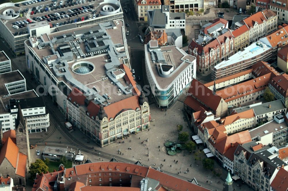 Erfurt from the bird's eye view: The center of downtown with buildings at the Anger of the main post office, Radisson Hotel and shopping center Anger in Erfurt in Thuringia