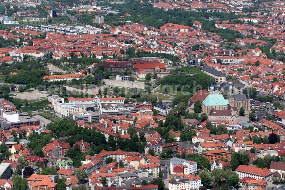 Erfurt from above - The center of the city with the citadel Petersberg with the ensemble of St. Mary's Cathedral and Severi Church in Erfurt in Thuringia