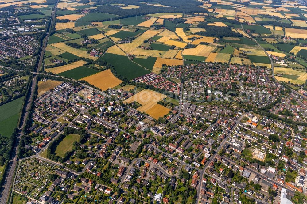 Aerial photograph Ahlen - The city center in the downtown area in Ahlen in the state North Rhine-Westphalia, Germany