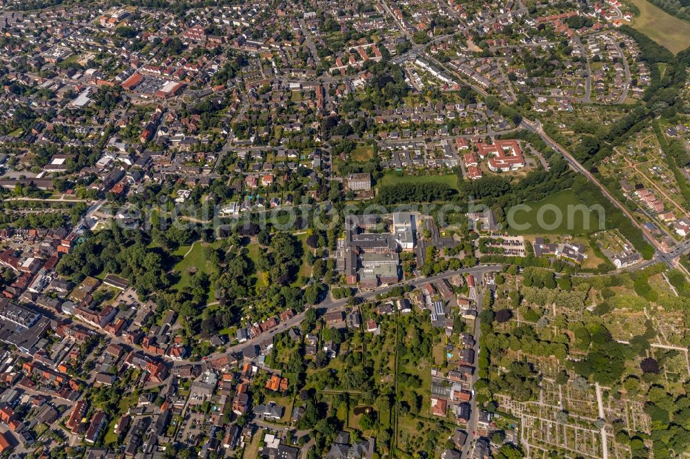 Aerial photograph Ahlen - The city center in the downtown area in Ahlen in the state North Rhine-Westphalia, Germany