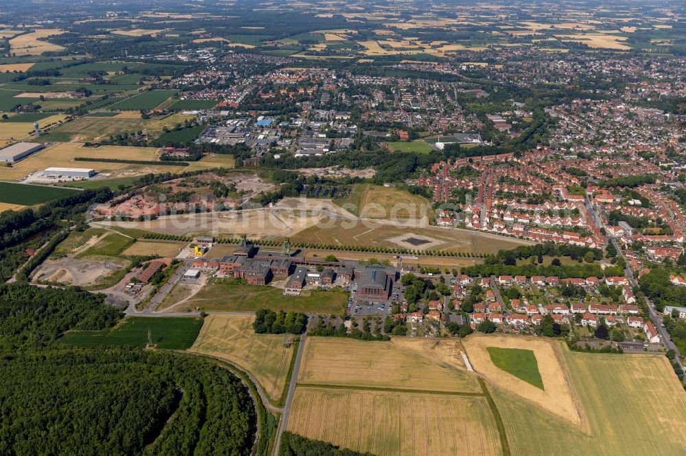 Aerial photograph Ahlen - The city center in the downtown area in Ahlen in the state North Rhine-Westphalia, Germany