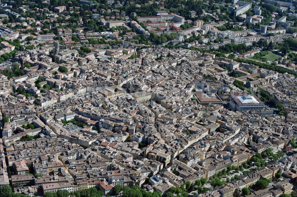 Aerial photograph Aix-en-Provence - The city center in the downtown are in Aix-en-Provence in Provence-Alpes-Cote d'Azur, France