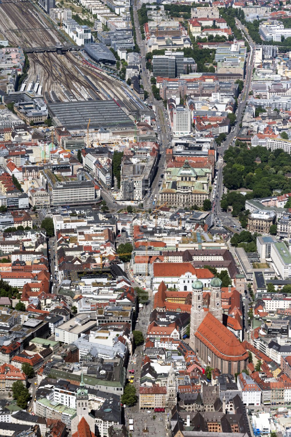 München from the bird's eye view: The city center in the downtown area in the district Altstadt on street Kaufingerstrasse in Munich in the state Bavaria, Germany