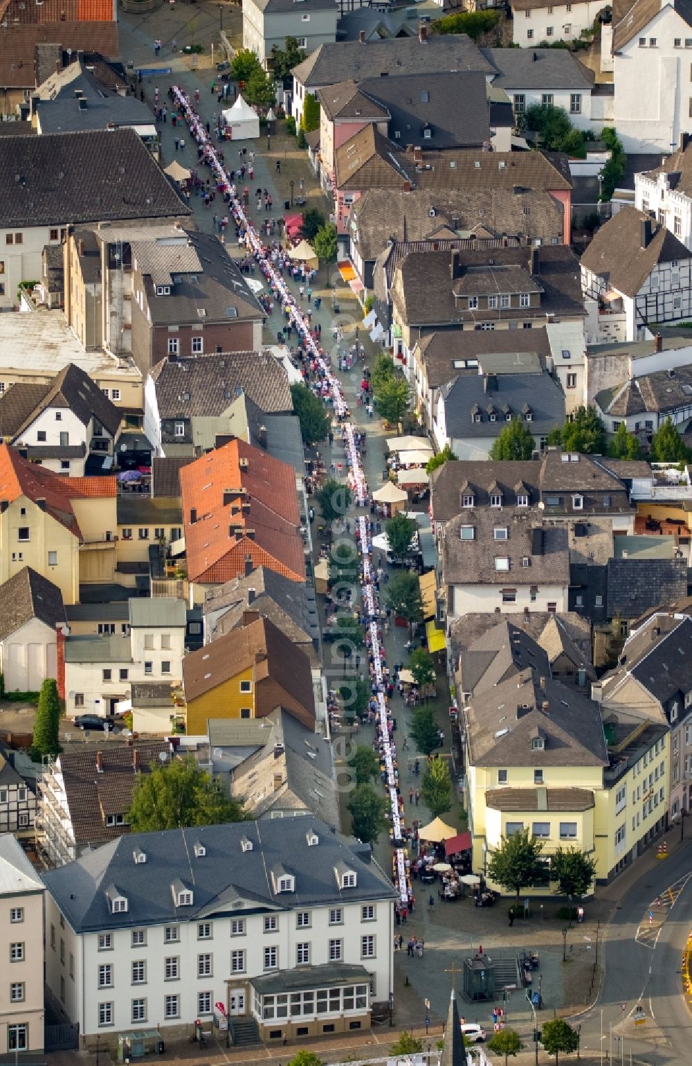 Arnsberg from the bird's eye view: The city center in the downtown are in Arnsberg in the state North Rhine-Westphalia