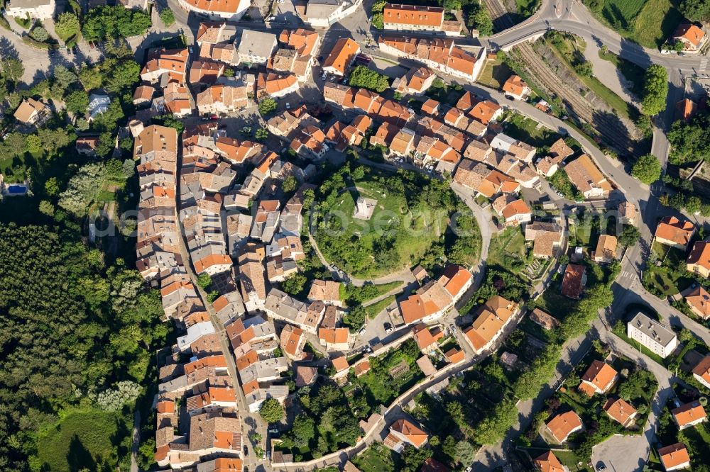 Aspres-sur-Buech from the bird's eye view: The city center in the downtown area in Aspres-sur-Buech in Provence-Alpes-Cote d'Azur, France