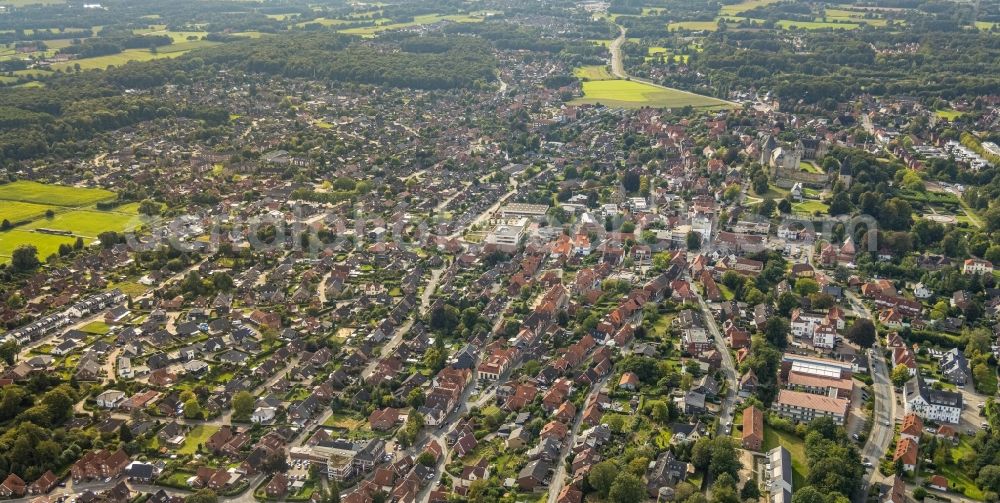 Aerial image Bad Bentheim - The city center in the downtown area in Bad Bentheim in the state Lower Saxony, Germany