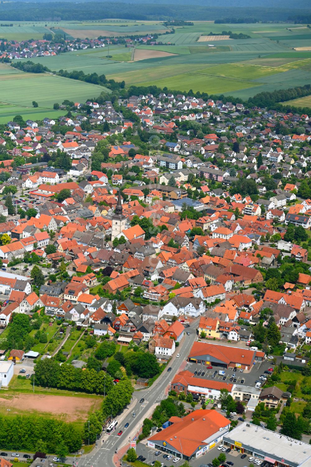 Aerial image Bad Münder - The city center in the downtown area in Bad Münder in the state Lower Saxony, Germany