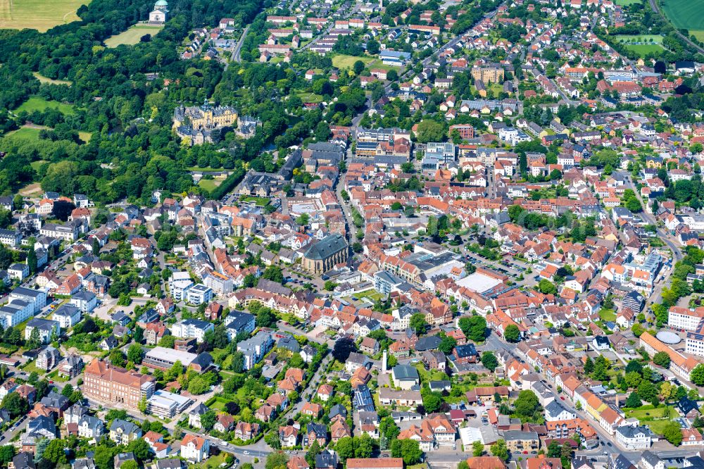 Aerial image Bückeburg - The city center in the downtown area in Bueckeburg in the state Lower Saxony, Germany