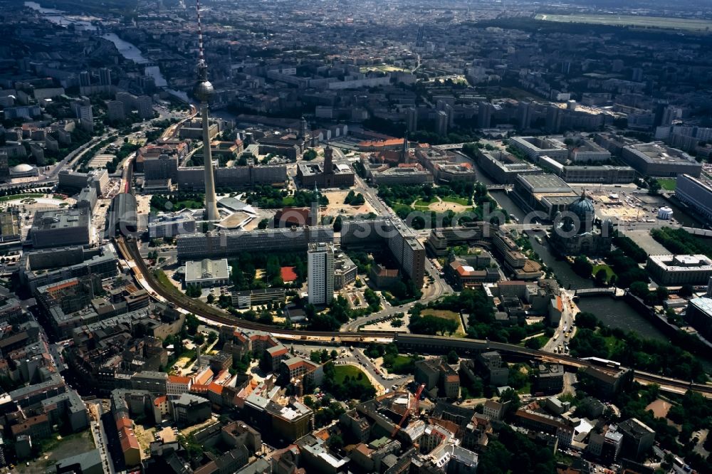 Aerial image Berlin - City center in the downtown area in East Berlin with the TV tower at Alexanderplatz, the Red Town Hall, the Berlin Cathedral, the Nikolai Quarter, the S- and U-railway station Alexanderplatz square and Rathauspassagen