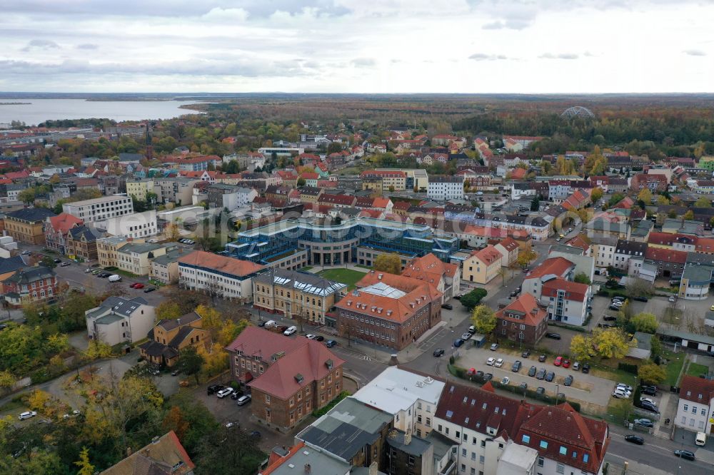 Aerial photograph Bitterfeld-Wolfen - The city center in the downtown area on street Plan in Bitterfeld-Wolfen in the state Saxony-Anhalt, Germany