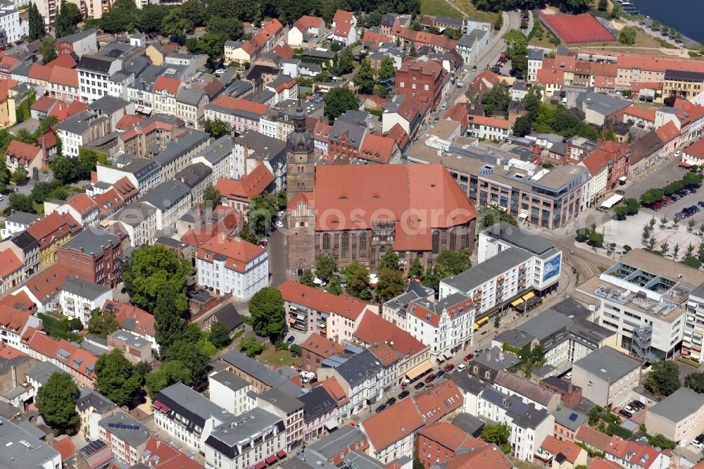 Brandenburg an der Havel from the bird's eye view: The city center in the downtown area in Brandenburg an der Havel in the state Brandenburg