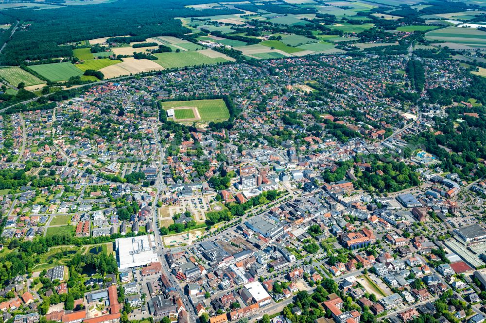 Aerial photograph Cloppenburg - The city center in the downtown area in Cloppenburg in the state Lower Saxony