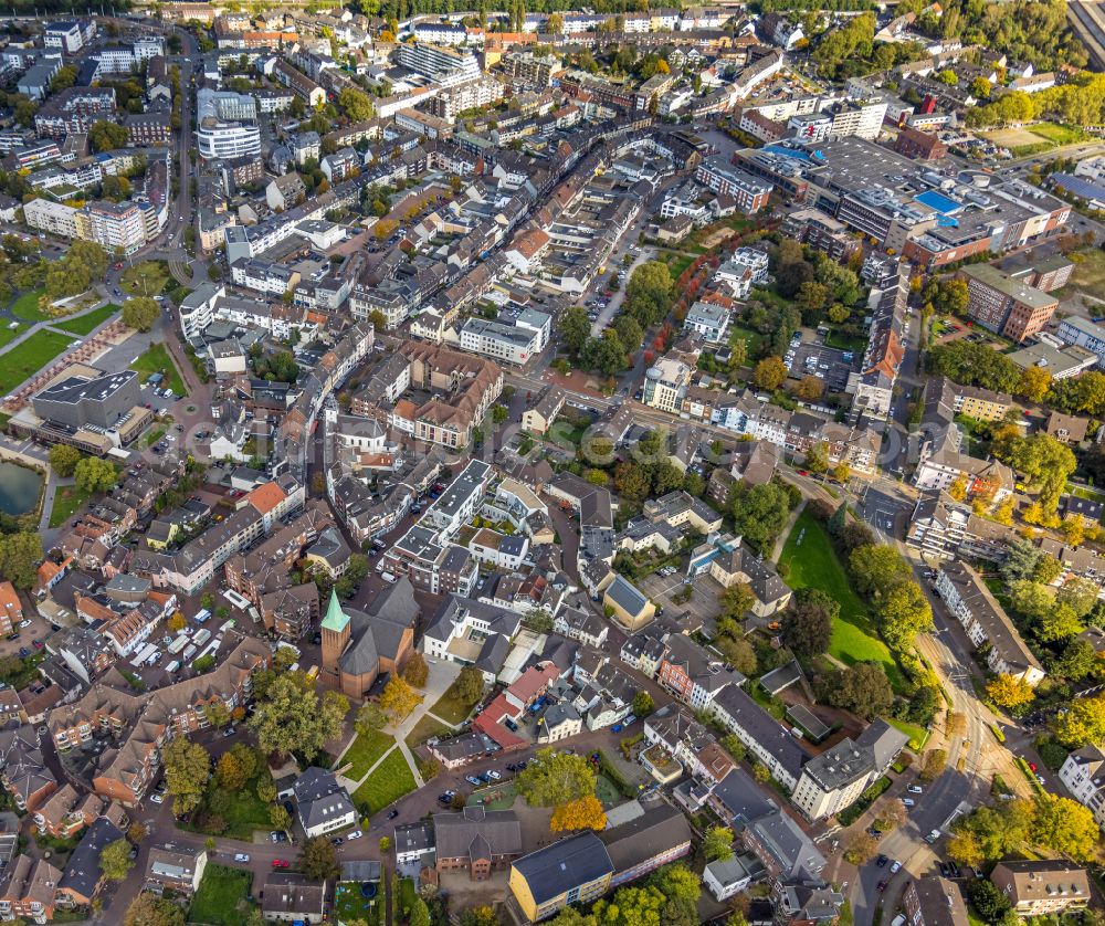 Aerial image Dinslaken - The city center in the downtown area in Dinslaken at Ruhrgebiet in the state North Rhine-Westphalia, Germany