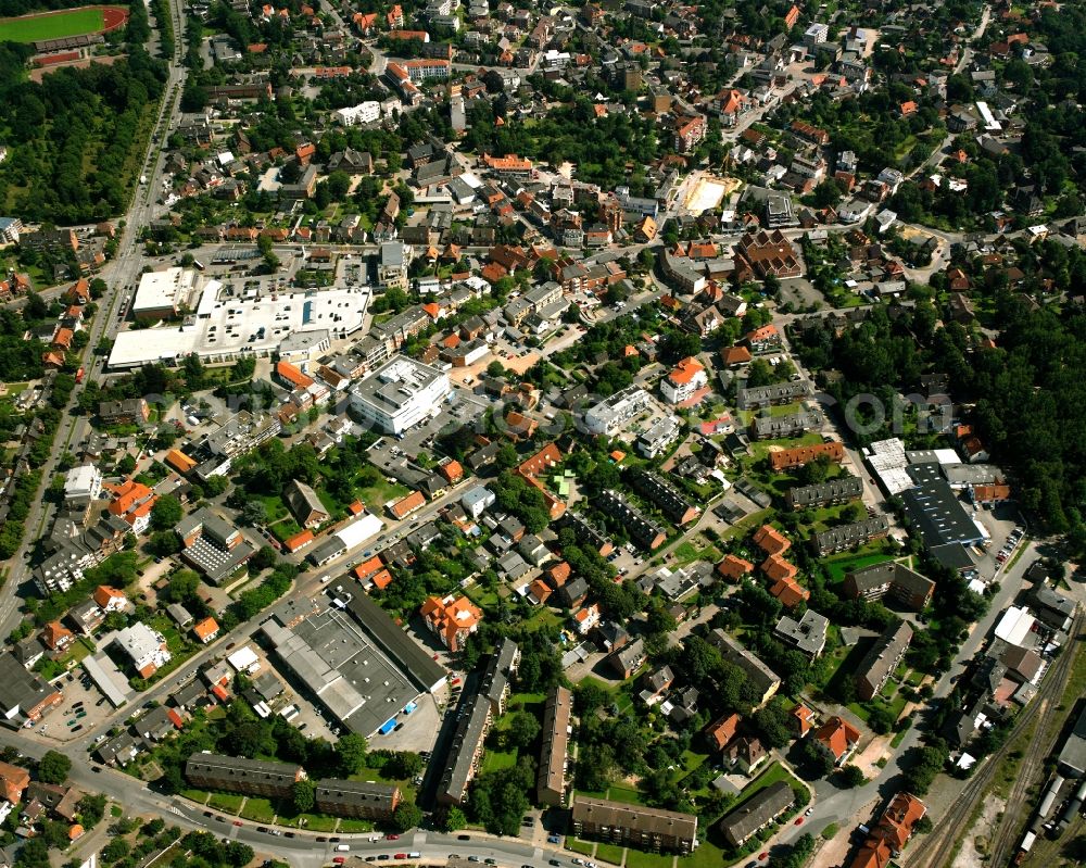 Geesthacht from the bird's eye view: The city center in the downtown area in Geesthacht in the state Schleswig-Holstein, Germany