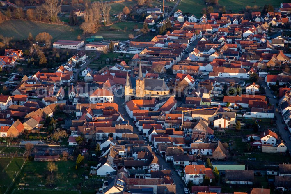 Aerial image Geinsheim - The city center in the downtown area in Geinsheim in the state Rhineland-Palatinate, Germany